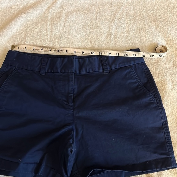Vineyard Vines Blue Ladies Shorts - Picture 5 of 7